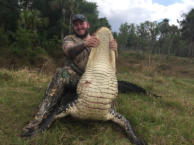 Alligator hunting 12 footer