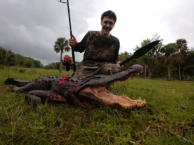 Alligator Fishing Hunt